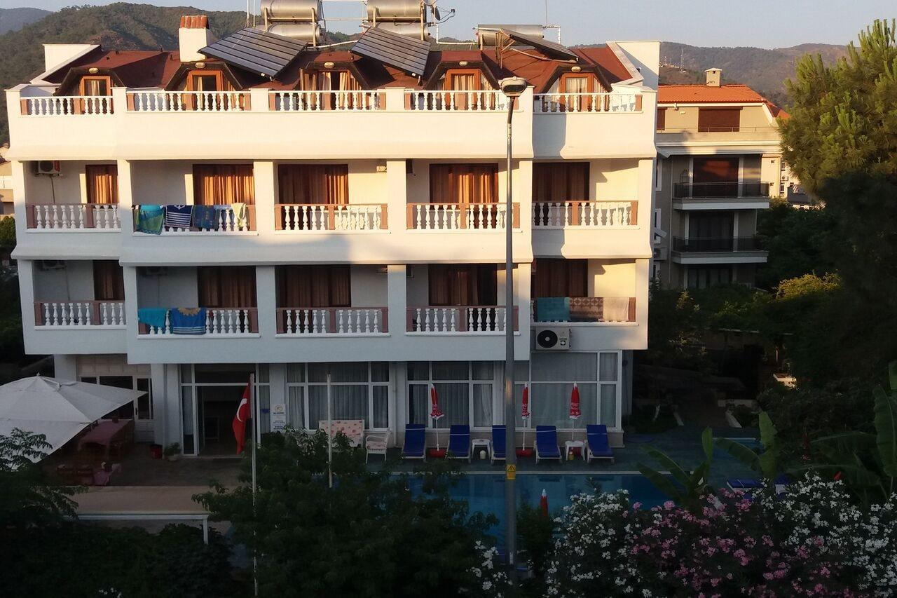 Uenver Hotel Adana Extérieur photo