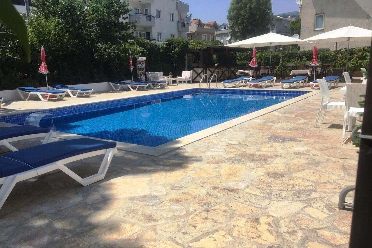 Uenver Hotel Adana Extérieur photo