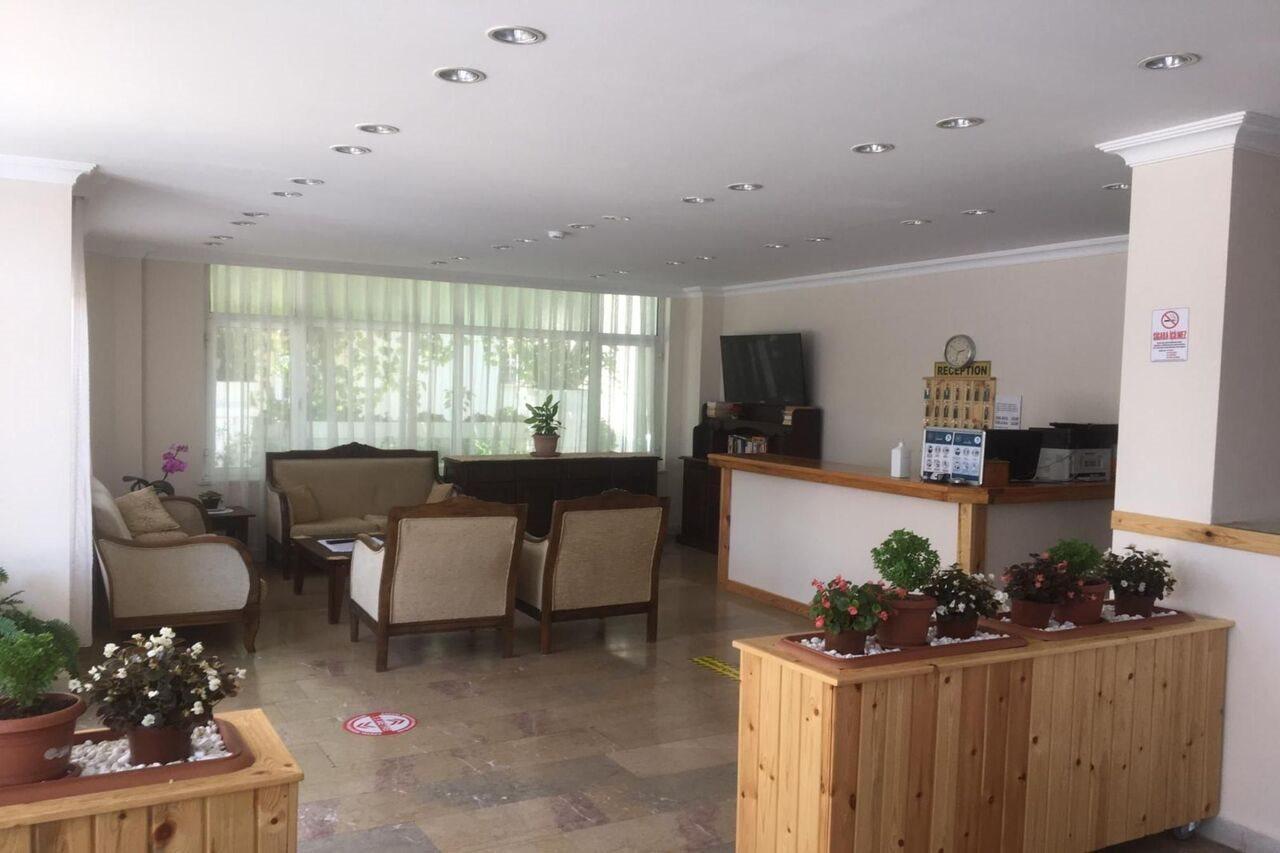 Uenver Hotel Adana Extérieur photo