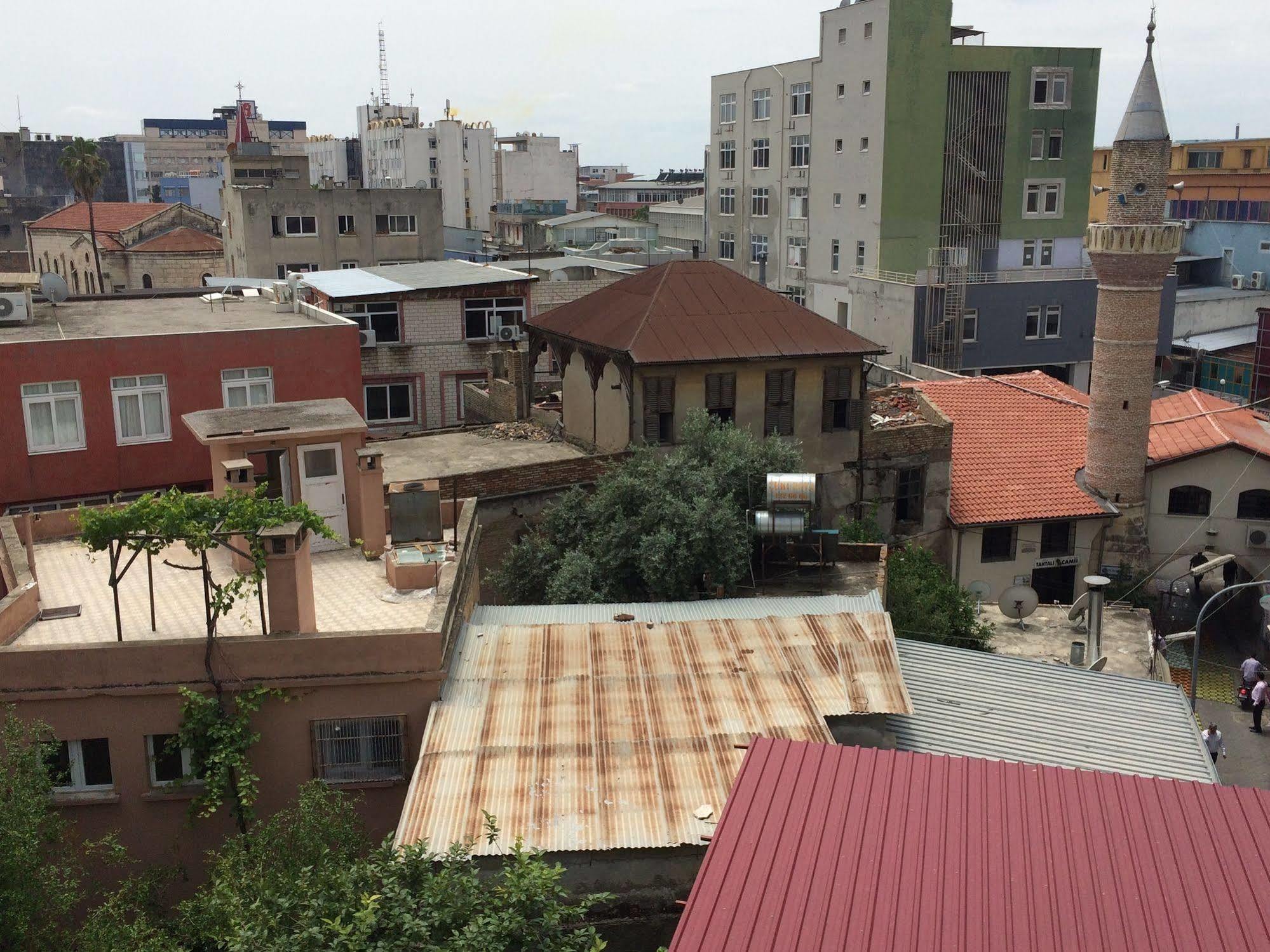 Uenver Hotel Adana Extérieur photo